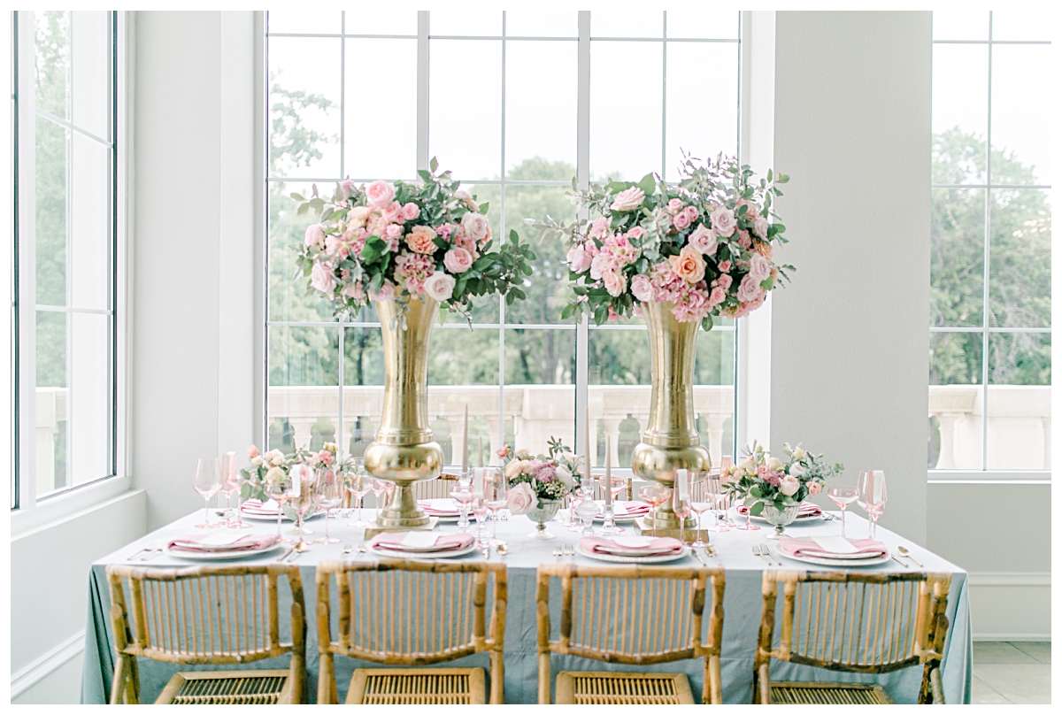 Pastel colored wedding table setting at The Olana Wedding venue for styled shoot photographed by Dallas Wedding Photographer Jenny Bui of Picture Bouquet Studio. 